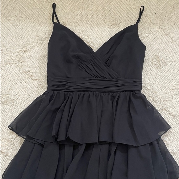 Mac Duggal Tiered Sleeveless Ruffle Gown - Picture 5 of 8